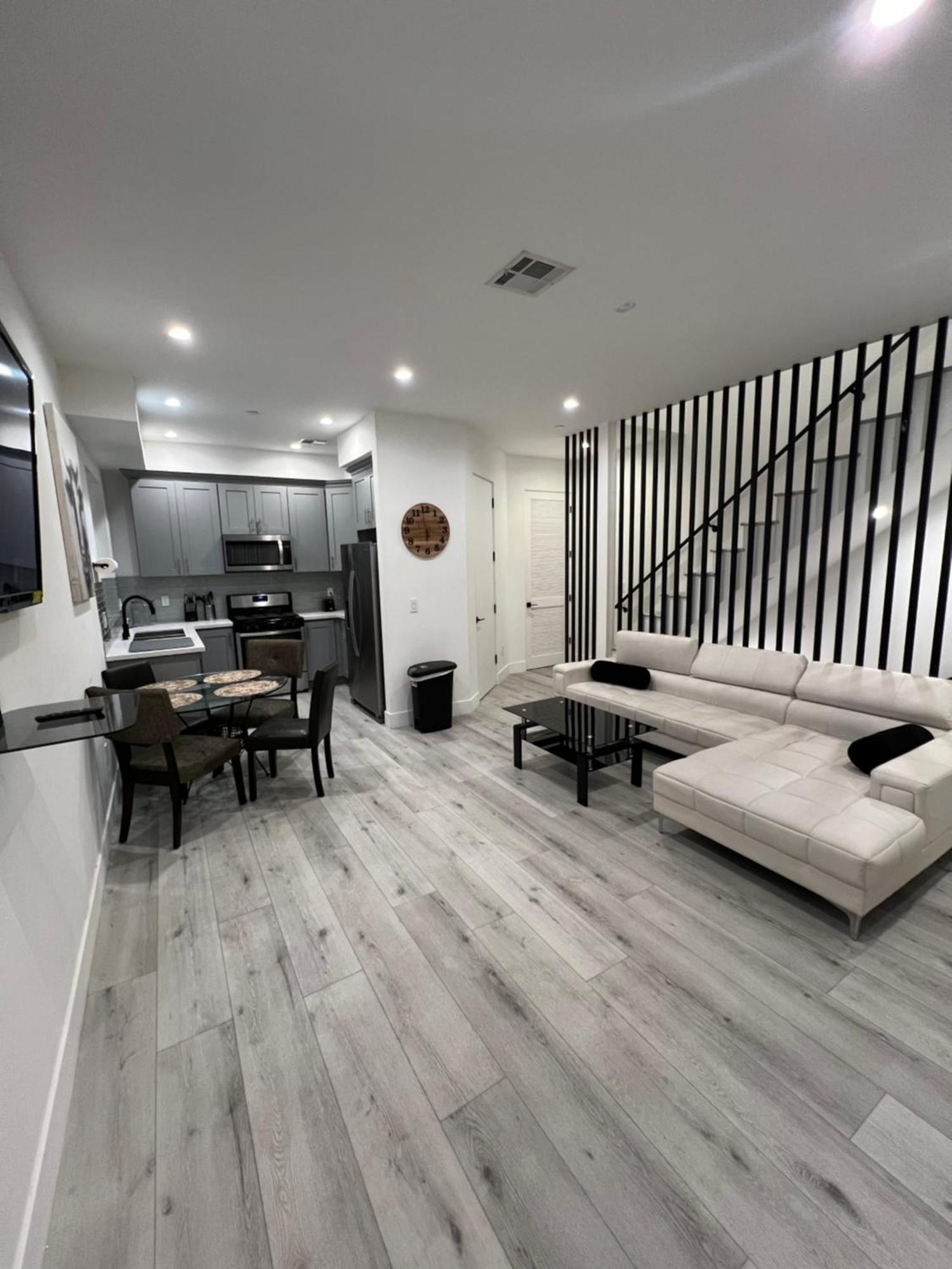 1br Hollywood Townhouse Appartamento